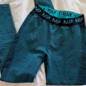 MEDIUM MYPROTEIN CURVE LEGGINGS